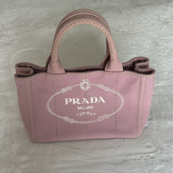 Prada Bundle - Picture 10 of 17